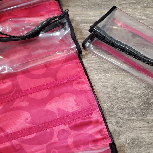 Sold Mary kay Roll up makeup bag in hot pink - Picture 11 of 12